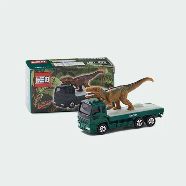 ジャングリア沖縄限定　いすゞギガトミカ4台セットショッパーとパンプレット付き❣️ トミカ 恐竜運搬トラック